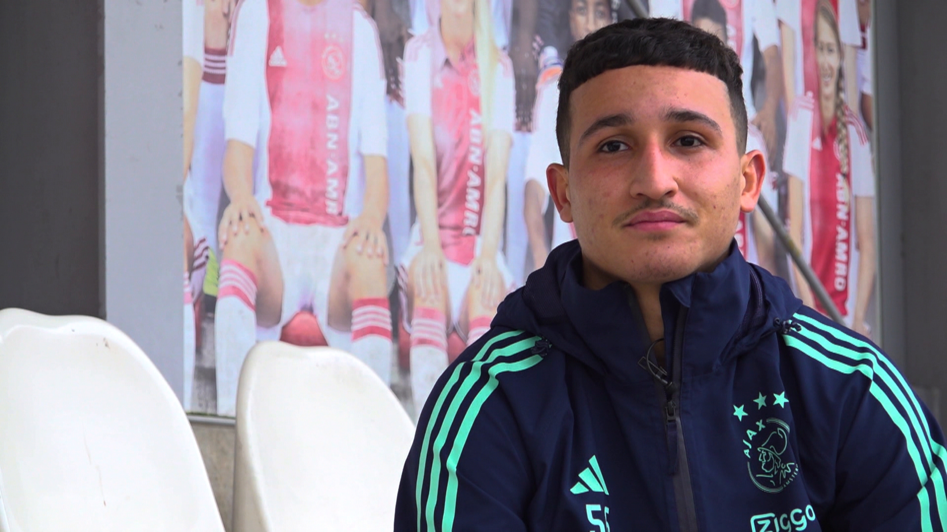 Alphens voetbaltalent verlaat Ajax voor Zweedse club