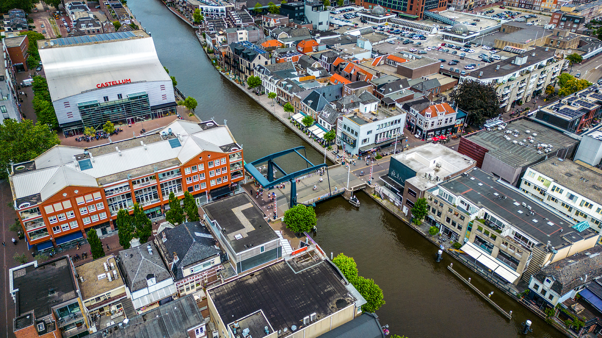 ‘Herstel van een historische vergissing’, theater wil niet langer de hand ophouden