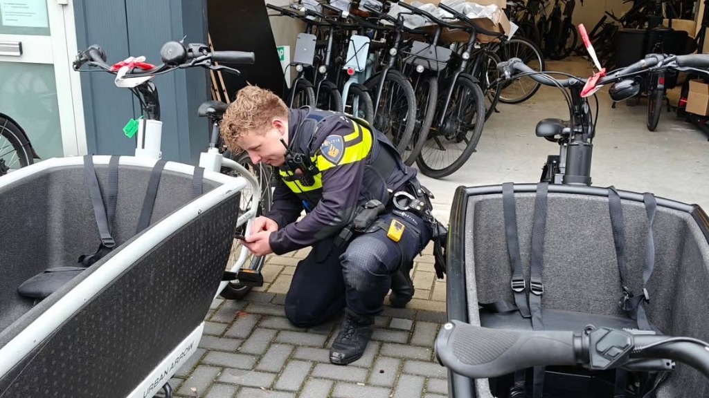 Invallen in Alphen en omgeving: politie neemt 19 gestolen fietsen in beslag