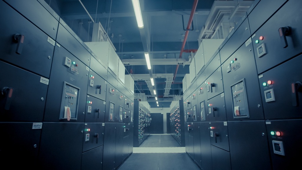 Vergunning voor datacenter rond, maar zorgen over stroomnet blijven