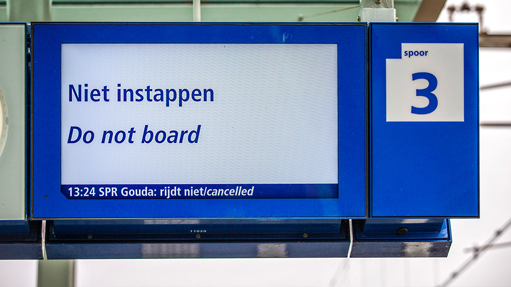 Geen treinen tussen Alphen en Gouda, zo kan je omreizen